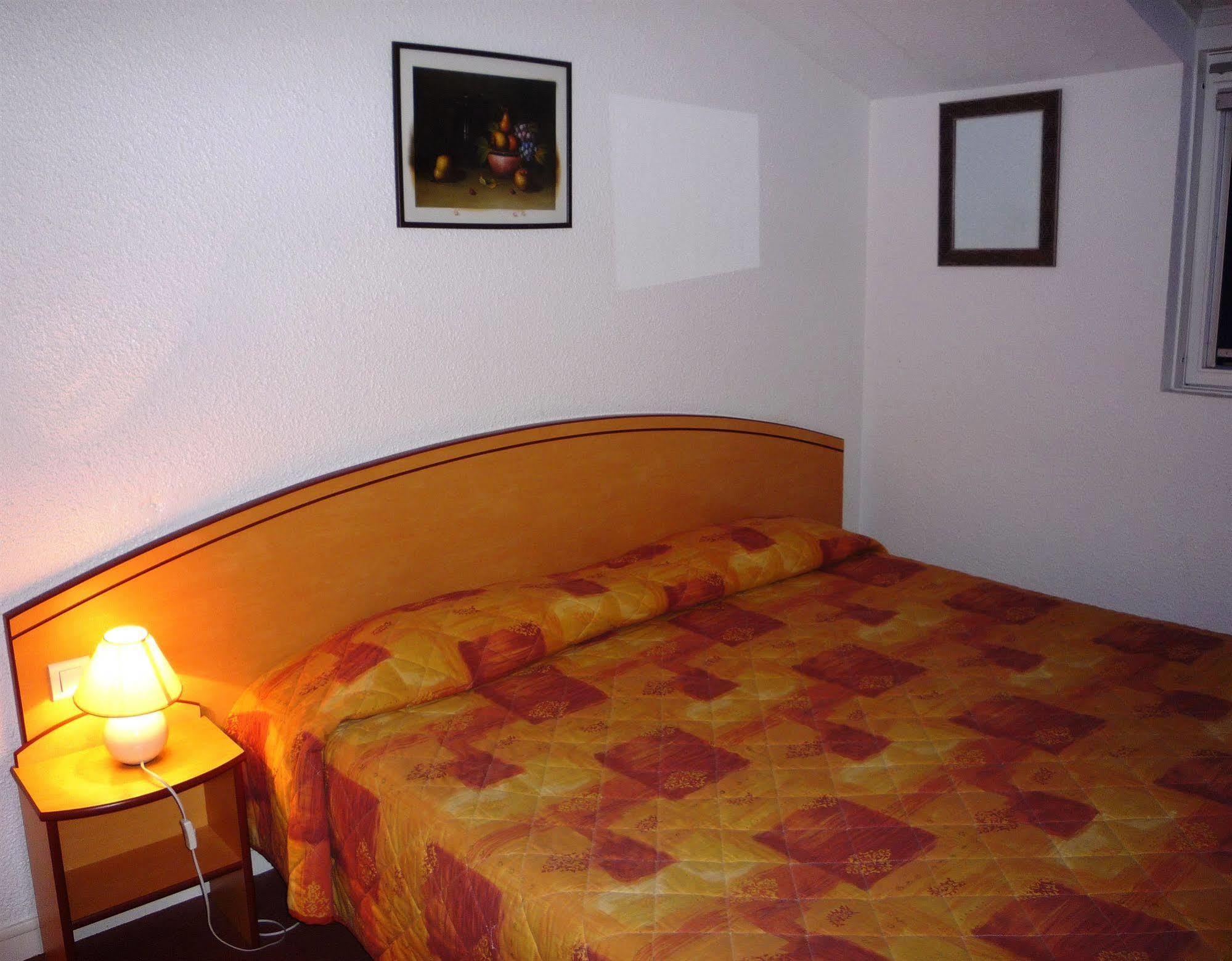 Cit'Hotel- Hotel D'Occitanie Pont-du-Casse Exteriör bild